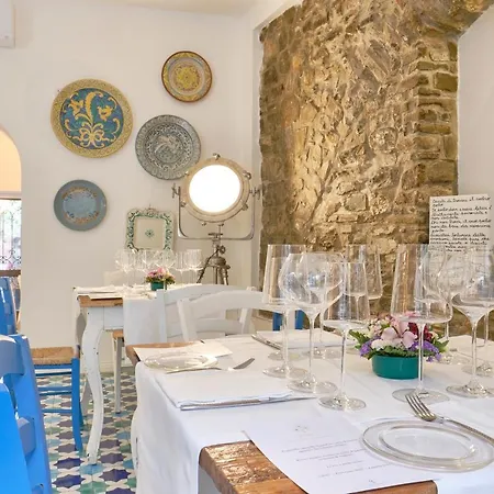 Hotel Palazzo Gentilcore 3*