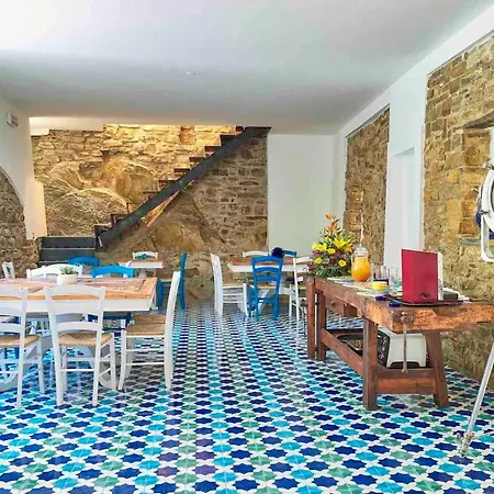 Palazzo Gentilcore 3* Castellabate